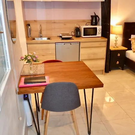 Apartment Artistic Antibes