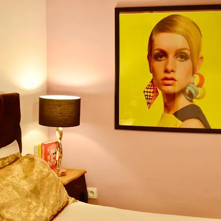 Apartment Artistic